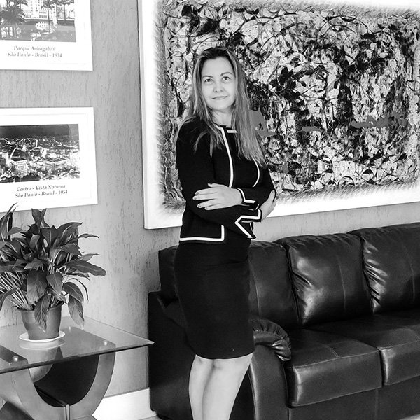 claudia-holanda-cavalcante2